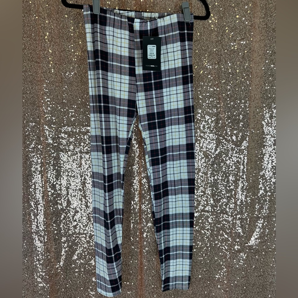 Fashion Nova Black/White Plaid Leggings, Medium
